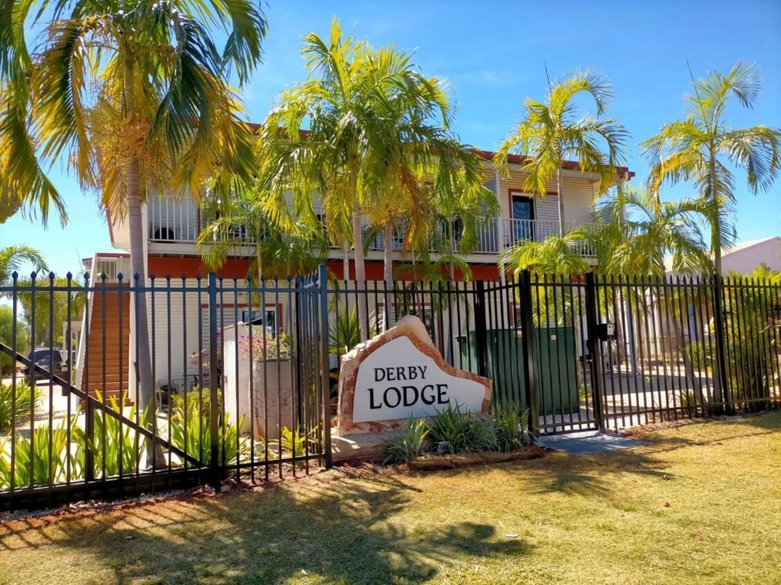 Derby Lodge Motel Exterior photo