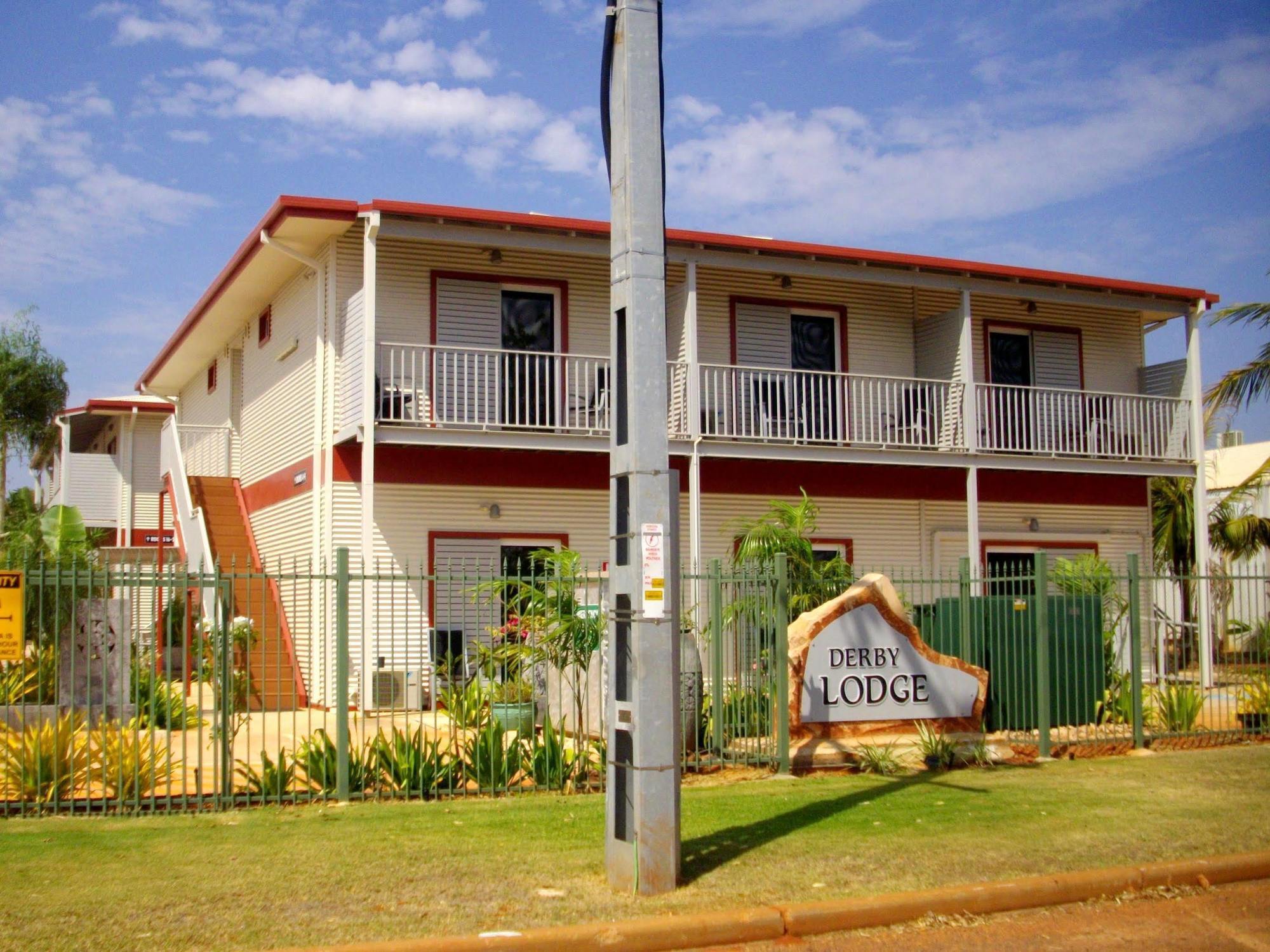 Derby Lodge Motel Exterior photo