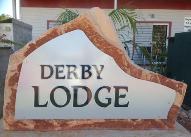 Derby Lodge Motel Exterior photo